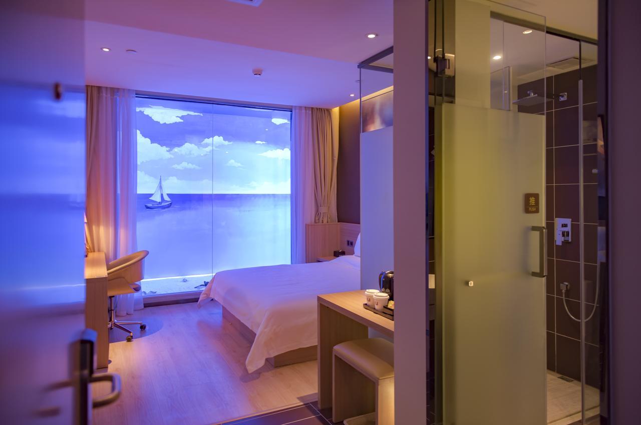 Iu Hotel Guiyang Shibei Road Exteriör bild
