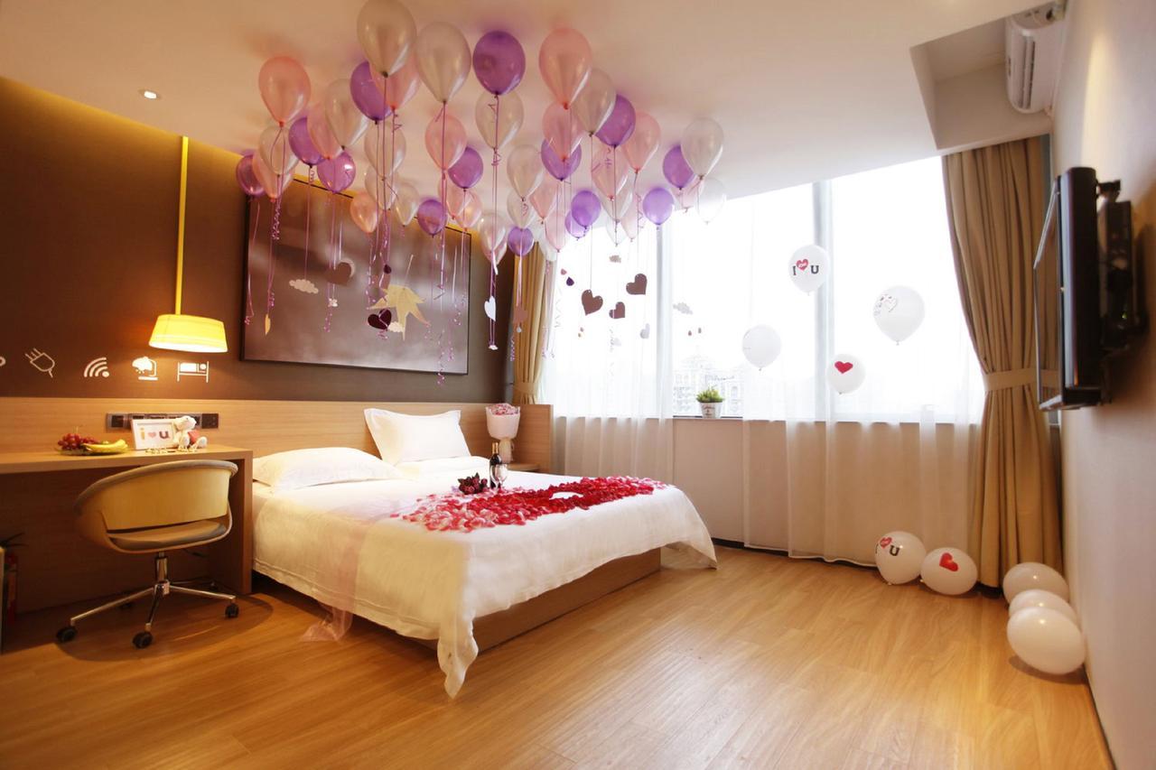 Iu Hotel Guiyang Shibei Road Exteriör bild