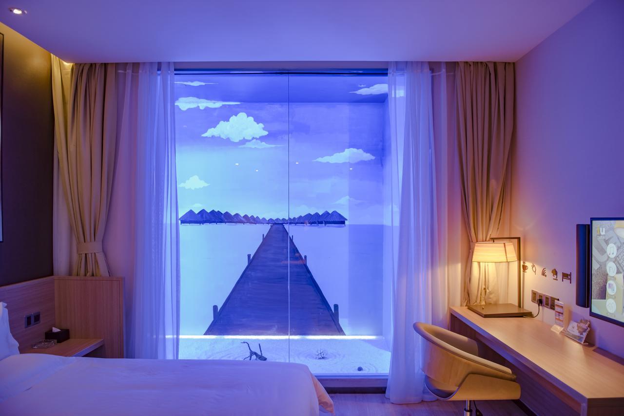 Iu Hotel Guiyang Shibei Road Exteriör bild